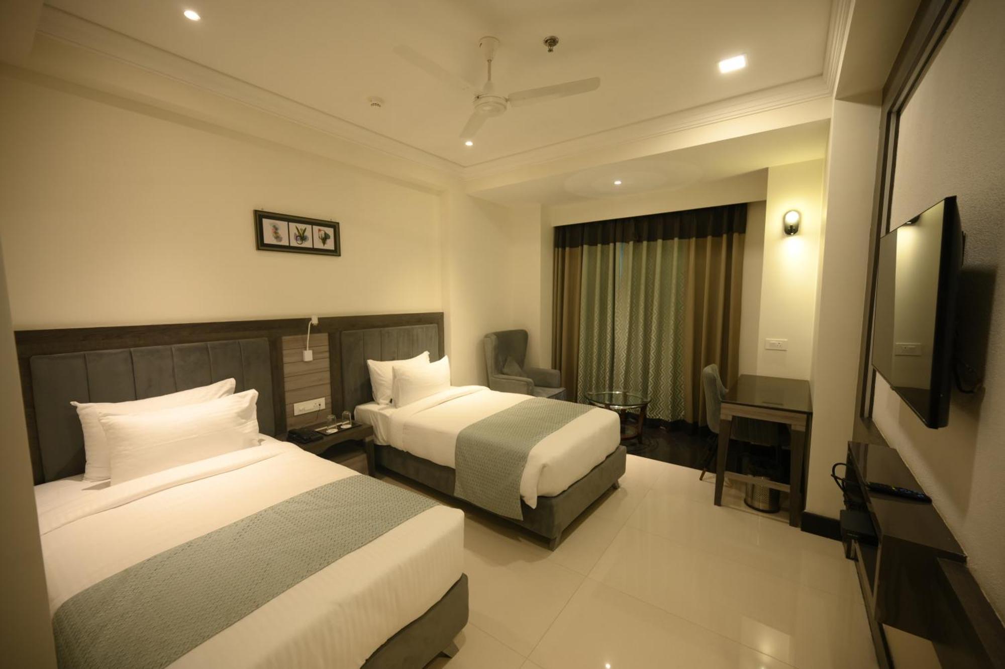 The Mudra Hotel พาราณสี ภายนอก รูปภาพ