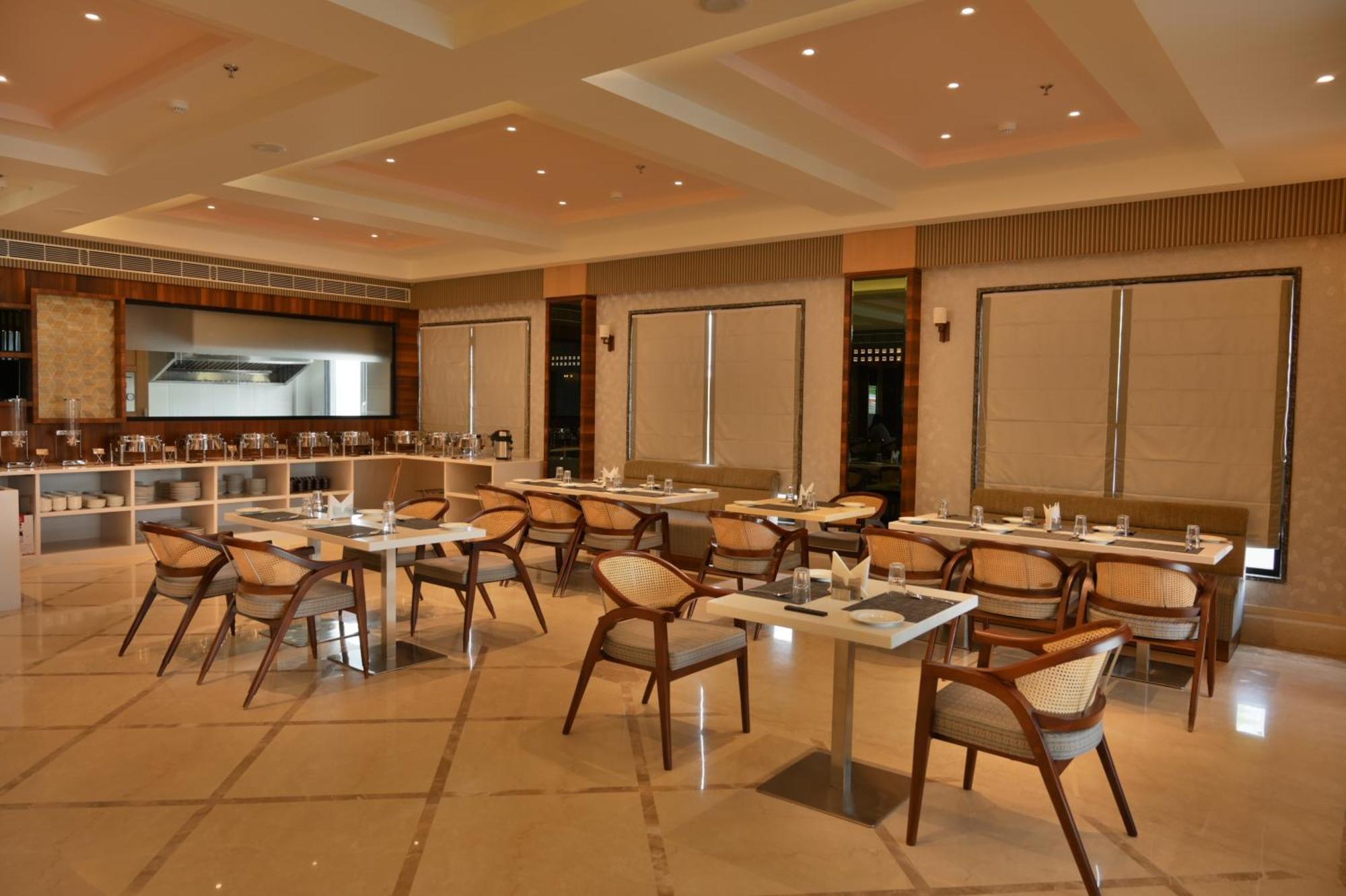 The Mudra Hotel พาราณสี ภายนอก รูปภาพ